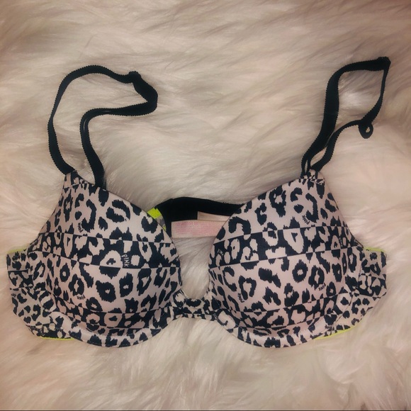 PINK Wear Everywhere Bra